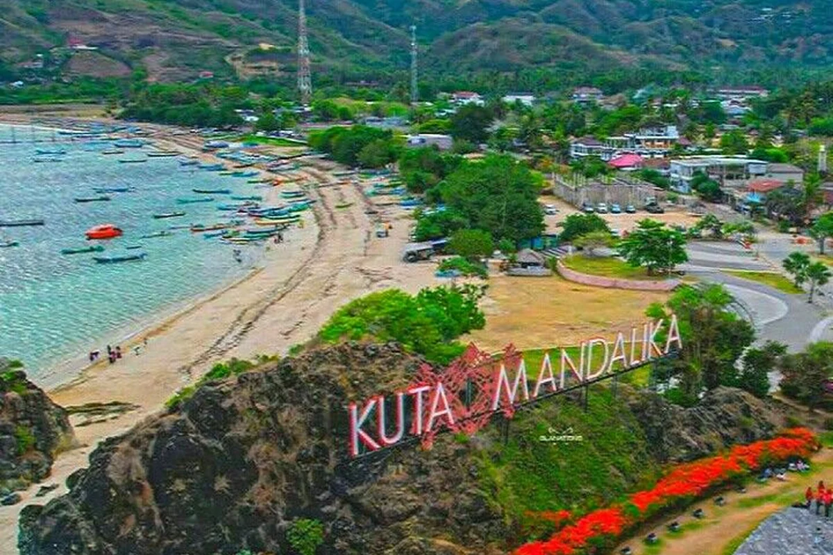 Cerita dari Mertak Tombok
